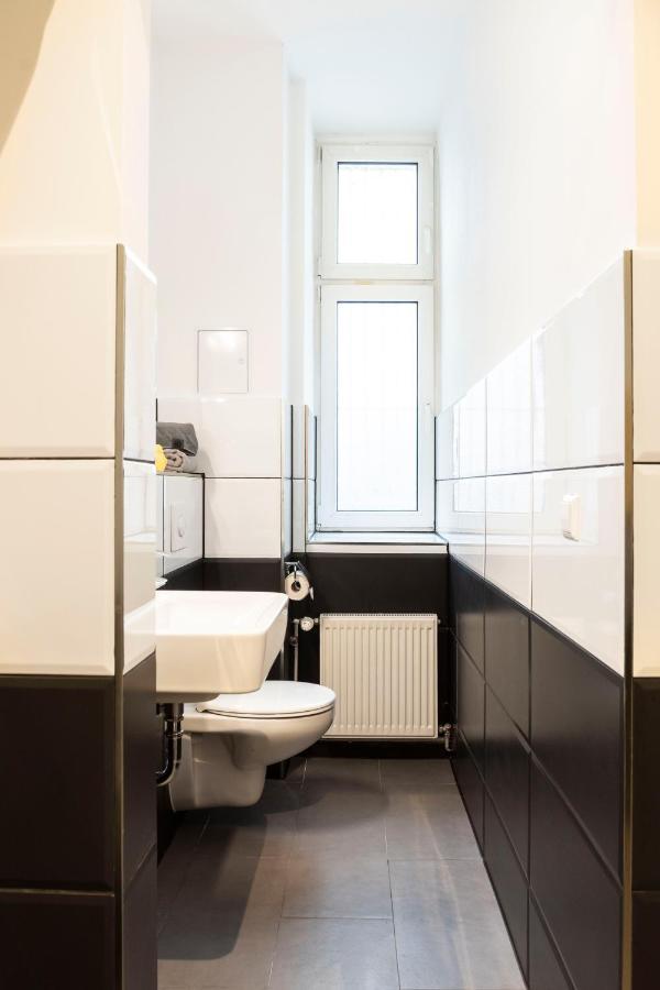 Amazing Apartment 1Br For 7 @Mauerpark Pberg Berlin Exterior photo